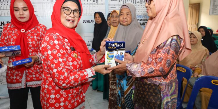 Wali Kota Pematang Siantar Temui Sejumlah Lansia di Kelurahan Bantan