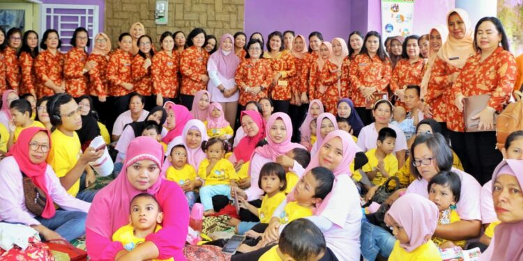 Dharma Wanita dan PKK Simalungun Kunjungi Rumah Ramah Anak Berkebutuhan Khusus
