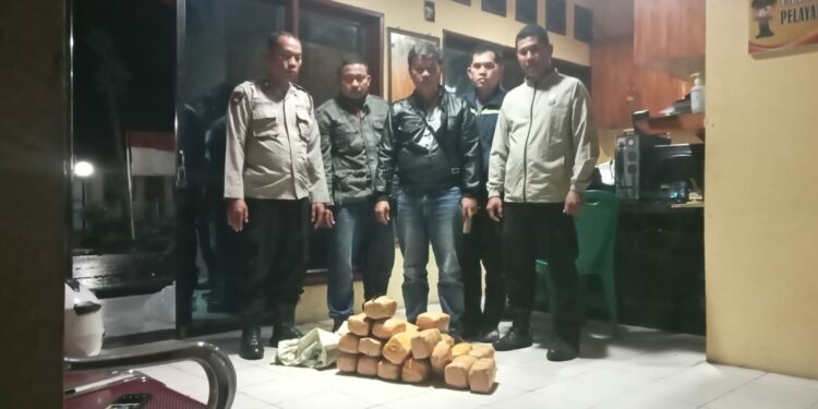 25 Bal Ganja Diamankan Polisi di Jalan Tangki, Pemiliknya ?