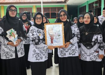 Wali Kota Pematang Siantar Ikut Peringati Hari Guru Nasional Tahun 2023, di Madrasah Tsanawiyah Negeri