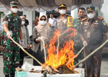 Pemusnahan Barang Bukti di Kejaksaan Negeri Pematang Siantar Dihadiri Forkopimda