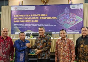 Ekspose dan Penyerahan Materi Teknis RDTR serta Dokumen KLHS