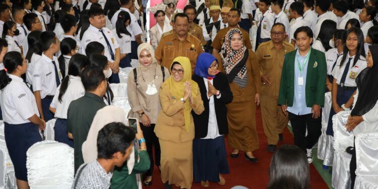 Wali Kota Pematang Siantar Hadiri Kampanye Anti Tabu dan Buta