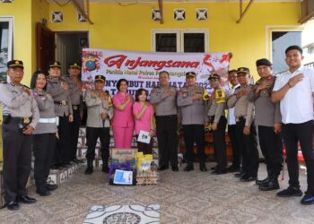 Sambut Perayaan Natal, Polres Pematang Siantar Anjangsana dan Berbagi Kasih