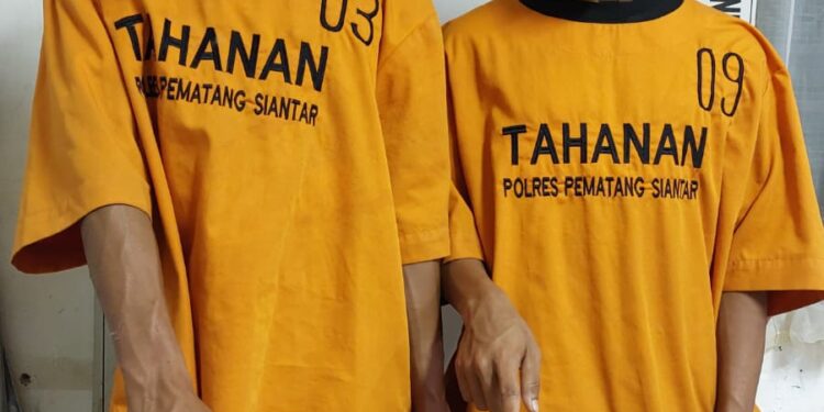 Dua Pemuda Miliki Ganja Ditangkap Satnarkoba Polres Pematang Siantar di Jalan Uwis Gara