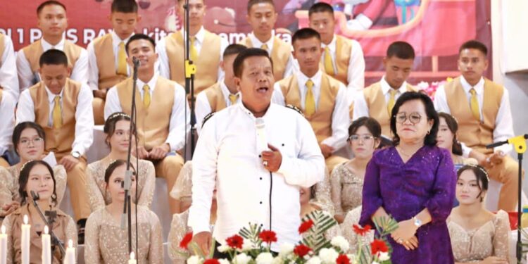 Bupati Simalungun Hadiri Perayaan Natal SMA Negeri 1 Plus Raya