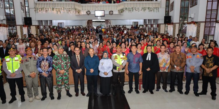 Wali Kota Pematang Siantar Bersama Forkopimda Cek dan Monitoring Pelaksanaan Ibadah Natal 2023 di Sejumlah Gereja