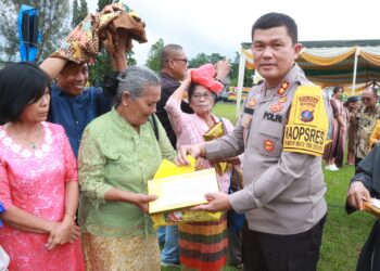 Kapolres Simalungun Hadiri Perayaan Natal Oikumene 2023 Forkopimda