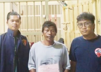 Gus Nardi, dukun cabul di Lubuklinggau, ditangkap polisi atas tuduhan mencabuli seorang mamah muda berkedok ritual ruqyah, jadi tersangka.