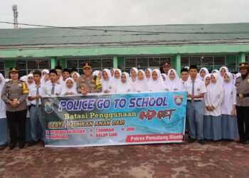 Police Go To School, Kapolres Pematang Siantar ajak Jauhi Narkoba Dan Perudungan