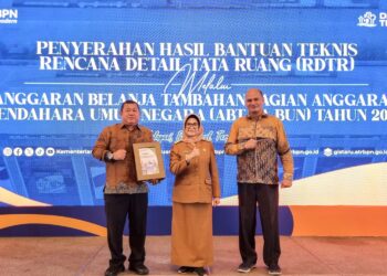 dr Susanti Dewayani Terima Bantuan Teknis RDTR dari Menteri ATR/BPN