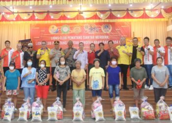 Forda UKM Siantar Simalungun bersama Lions Club dan Komunitas Tionghoa Siantar Bagikan Bansos Imlek