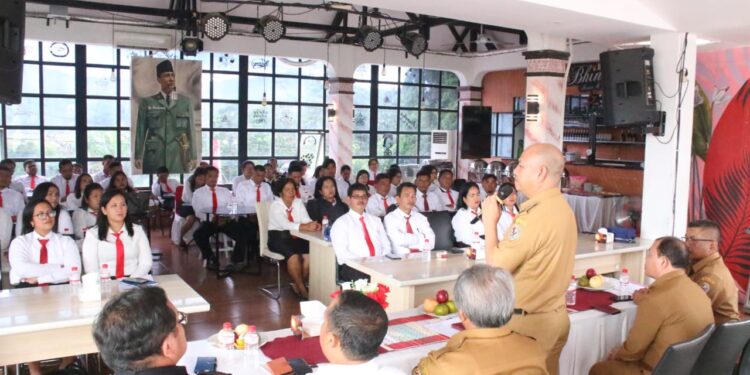 Bupati Taput Hadiri Ramah Tamah dengan Pegawai BUMD Kabupaten Tapanuli Utara