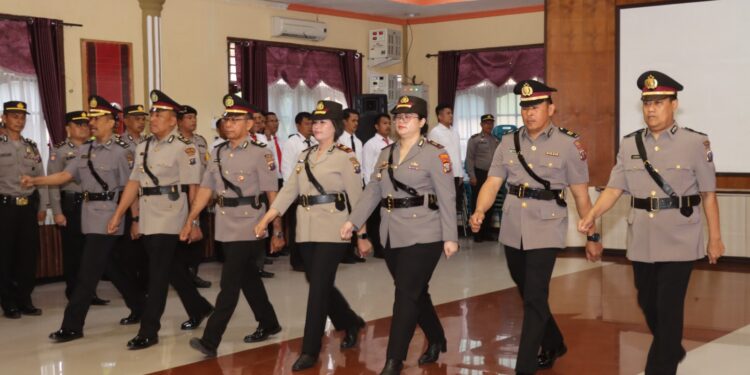 Rotasi Jabatan di Polres Pematang Siantar, AKP Relina Lumban Gaol Kapolsek Siantar Marihat, Kasat Lantas AKP Gabriela Gultom
