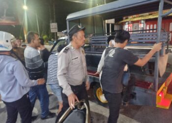 Polres Pematang siantar Amankan Sepuluh Pemuda, Ada Bawa Golok dan Rantai