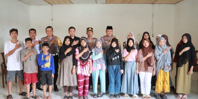 Kapolres Simalungun Bakti Sosial di Panti Asuhan Yayasan Islamic Center