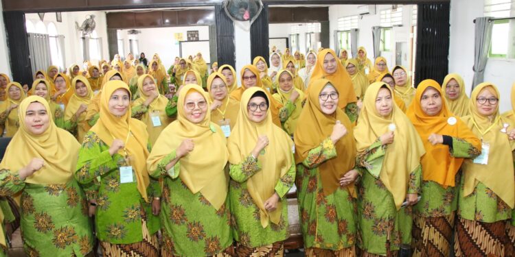 dr Susanti Dewayani SpA Hadiri Pembukaan Rakerda I PD Aisyiyah Kota Pematangsiantar Tahun 2024