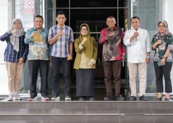 Panitia Isra Mikraj dan Penyambutan Bulan Suci Ramadhan Ukhuwah Jurnalis Siantar-Simalungun Menghadap dr Susanti Dewayani SpA