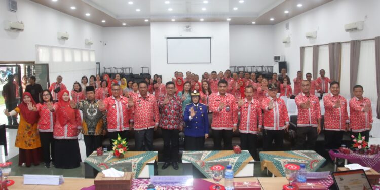 Wali Kota Pematangsiantar dr Susanti Dewayani SpA  Hadiri Analisis Situasi Konvergensi Percepatan Penurunan Stunting
