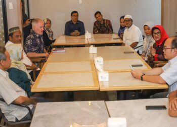 Wali Kota Pematangsiantar dan USAID IUWASH Diskusi  Peningkatan Akses  Air Minum Aman dan Sanitasi Aman