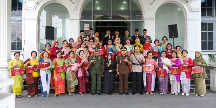 Wali Kota jadi Inspektur Upacara Peringatan Hari Otonomi Daerah XXVIII Tahun 2024 di Siantar