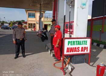 Polres Siantar Patroli ke SPBU, Antisipasi  Kecurangan Pengisiaqn BBM Menjelang Hari Raya Idul Fitri 1445 H/ Tahun 2024