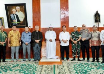 Silaturrahmi Ke TGB, Bupati Simalungun Ajak Alim Ulama Bersama Membangun Simalungun