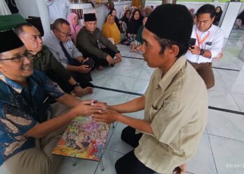 PT Bank Sumut Cabang Pematangsiantar Salurkan Zakat Pegawai di Masjid Ilham