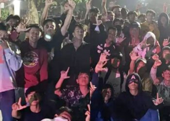 Kelompok remaja gangster Siantar yang dikenal sebagai Kelompok Biru, sering kali menebar teror dan kerusakan melalui aksi-aksi brutal.