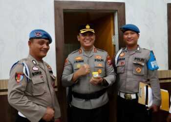 Kapolres Pelabuhan Belawan Pimpin Pemeriksaan Senjata dan Tes Urine Dadakan