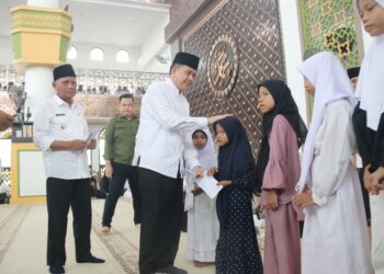 Melalui Safari Dakwah dan Tabligh Akbar, Pj Gubernur Agus Fatoni Sebarkan Semangat PON ke Kabupaten/Kota di Sumut