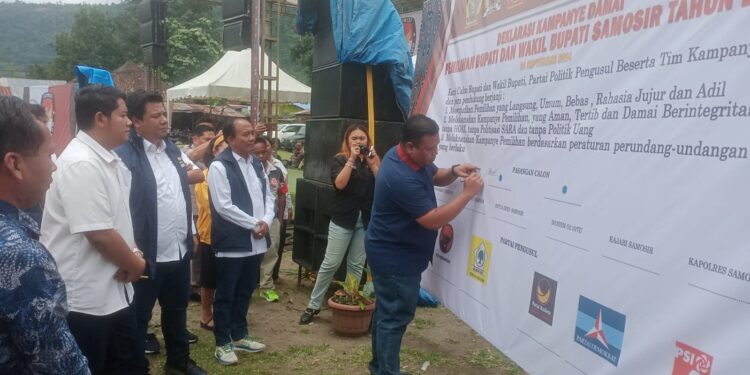 Deklarasi Pilkada Damai, Freddy Paulus Situmorang Minta Masyarakat Lawan Intimidasi yang Bisa Ciderai Demokrasi Deklarasi Pilkada Damai, Freddy Paulus Situmorang Minta Masyarakat Lawan Intimidasi yang Bisa Ciderai Demokrasi