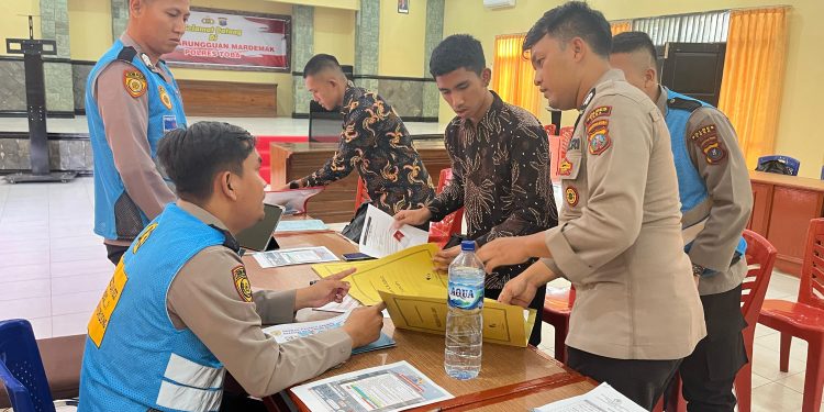 91 Mendaftar, 36 Lolos Verifikasi Penerimaan Anggota Polri 2025 di Polres Toba
