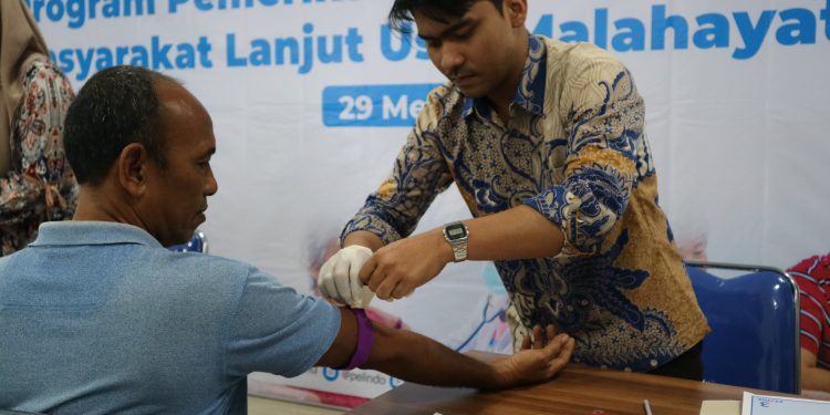 Pelindo Regional 1 Malahayati Gelar Pemeriksaan Kesehatan Gratis untuk Lansia