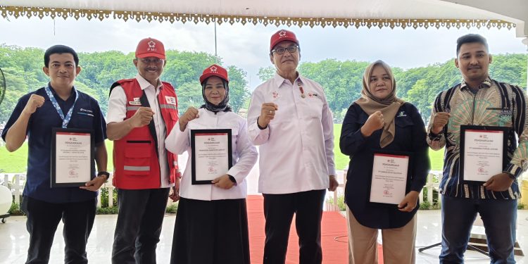 Pelindo Regional 1 Menerima Penghargaan dari PMI Sumatera Utara Tahun 2025