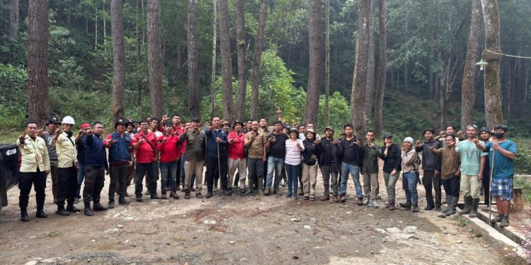 Cegah Karhutla Meluas di Simalungun, TPL dan BBKSDA Sumut Lakukan Aksi Cepat Padamkan Api di Kawasan Konservasi Cegah Karhutla Meluas di Simalungun, TPL dan BBKSDA Sumut Lakukan Aksi Cepat Padamkan Api di Kawasan Konservasi