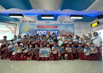 Pelindo Regional 1 Sambut Semarak HUT RI Ke-80 Gelar Port Visit Untuk Siswa SD Melalui Program TJSL