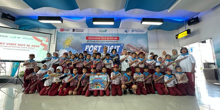 Pelindo Regional 1 Sambut Semarak HUT RI Ke-80 Gelar Port Visit Untuk Siswa SD Melalui Program TJSL