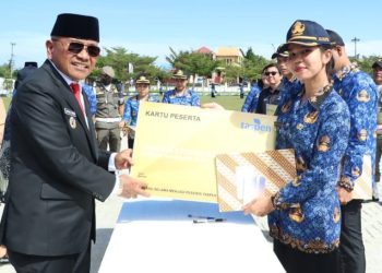 Bupati Simalungun Serahkan SK Pengangkatan Kepada 920 PPPK Formasi Tahun 2024