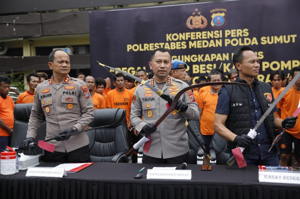 Terungkap! 147 Tersangka Begal, Rayap Besi, dan Geng Motor Ditangkap Polrestabes Medan Terungkap! 147 Tersangka Begal, Rayap Besi, dan Geng Motor Ditangkap Polrestabes Medan
