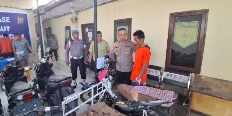 Polsek Delitua Ungkap 7 Kasus Kriminal, Amankan 8 Tersangka dari Pencuri Kotak Infak hingga Penggelapan Motor