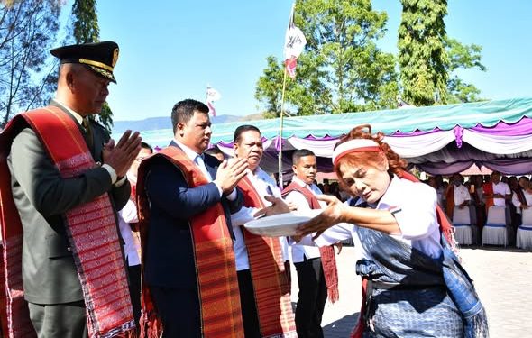 Bupati Samosir Buka Festival Wisata Edukasi Leluhur Batak Rumahela 2025, Dukung Pelestarian Budaya dan Revalidasi Geopark Kaldera Toba