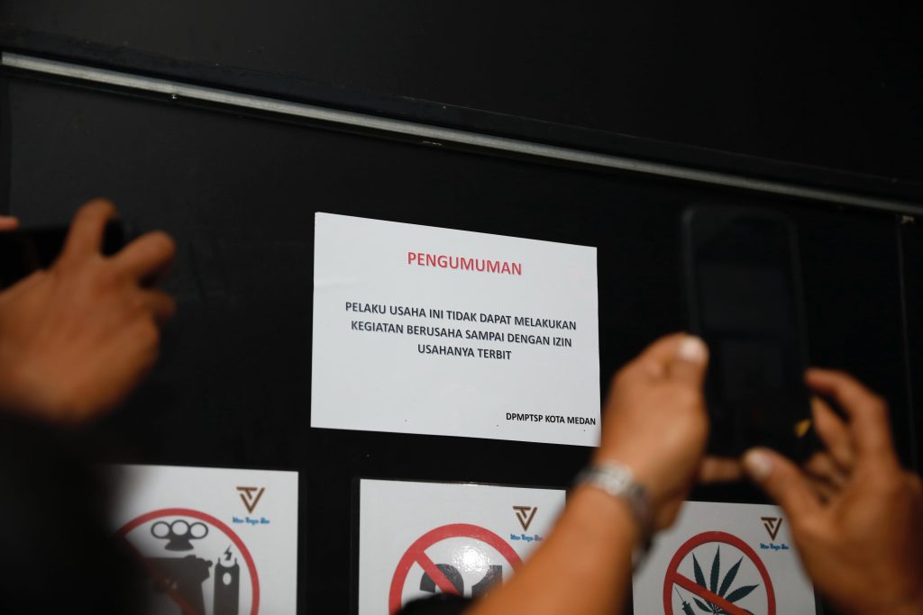 Dari Gangguan Lingkungan hingga Kasus Narkoba, De Tonga Bar Diberhentikan Operasionalnya