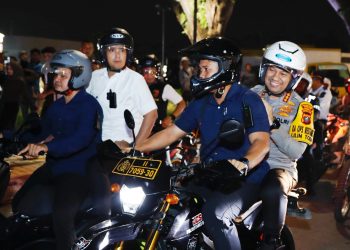 Malam Tahun Baru, Rico dan Calvijn Naik Motor Keliling Medan
