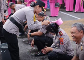 Kapolres Pematangsiantar Pimpin Korps Raport, 62 Personel Resmi Naik Pangkat