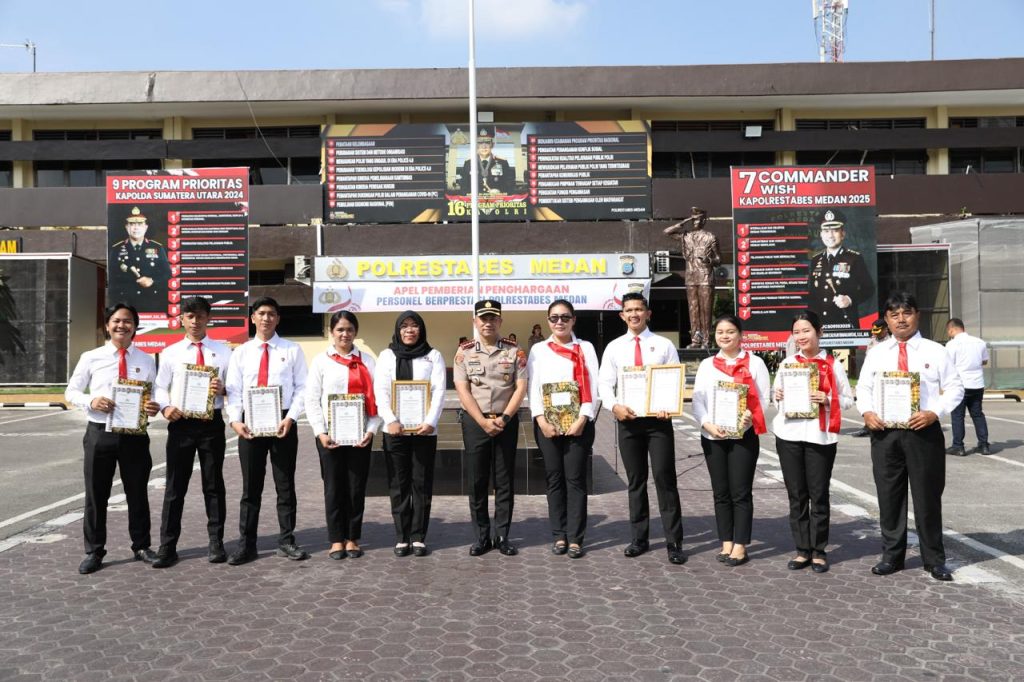 Dari Ungkap Kasus Besar hingga Bersihkan Jermal, Kapolrestabes Medan Beri Penghargaan Khusus Dari Ungkap Kasus Besar hingga Bersihkan Jermal, Kapolrestabes Medan Beri Penghargaan Khusus