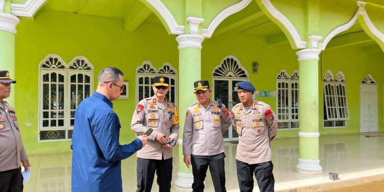 Dari Sekolah hingga Hunian Tetap, Wakapolda dan Dansat Brimob Sumut Pastikan Pemulihan Warga Tapteng Berjalan Baik