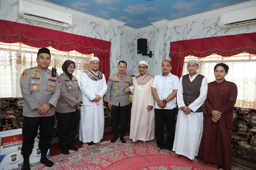 Ramadan Penuh Kedamaian: Kapolrestabes Medan Aplikasikan Nilai Asmaul Husna di Ponpes Al Kautsar