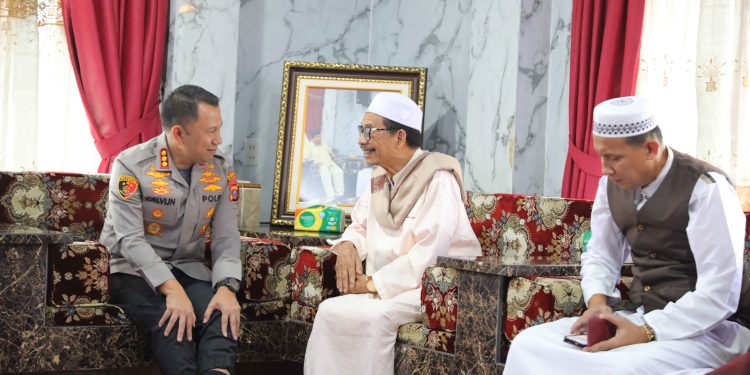 Ramadan Penuh Kedamaian: Kapolrestabes Medan Aplikasikan Nilai Asmaul Husna di Ponpes Al Kautsar