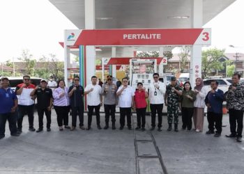 Wali Kota Wesly Sidak Pasar Jelang Lebaran, Pastikan Stok Aman dan Tegas Imbau Warga Tak Panic Buying